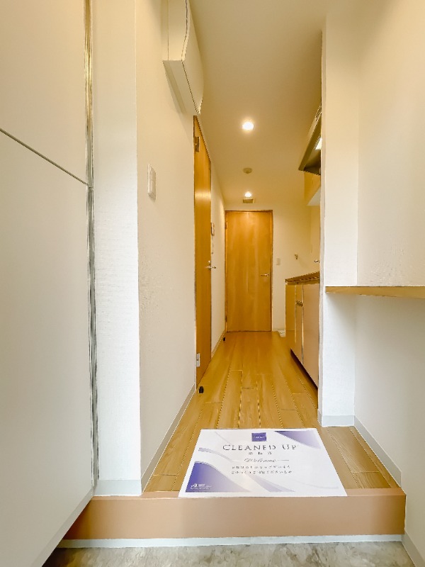 レジディア横濱大通り公園4階 玄関