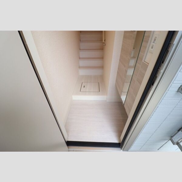 ソレイユ 玄関　シューズボックス(トールタイプ)あり