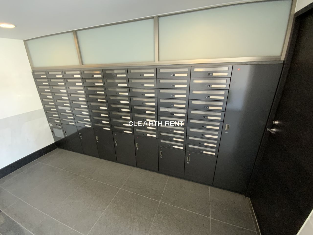 コンシェリア・デュー代々木公園5階 不在時も荷物を受け取れる宅配ロッカー