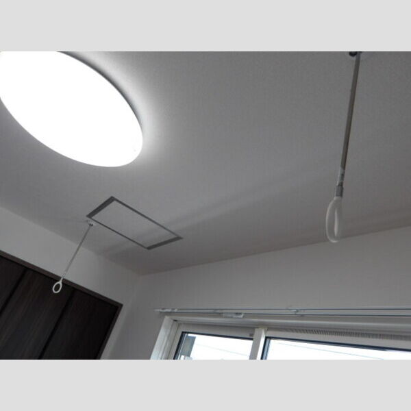 アップルベリーフィールズ302号室 室内物干し