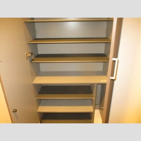 CLASSEUM都賀201号室 シューズボックス