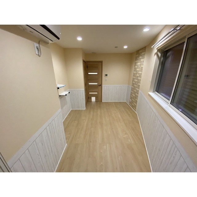 リポス瀬谷C棟208号室 リビング