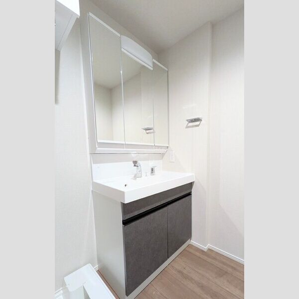 ロイジェント潮見0302号室 同建物別部屋の参考画像