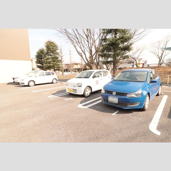 K・Island　参番館 駐車場