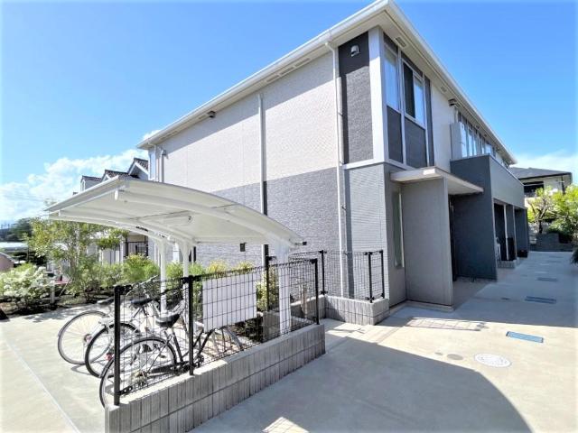 パーチェ横浜和泉 外観写真（昼）