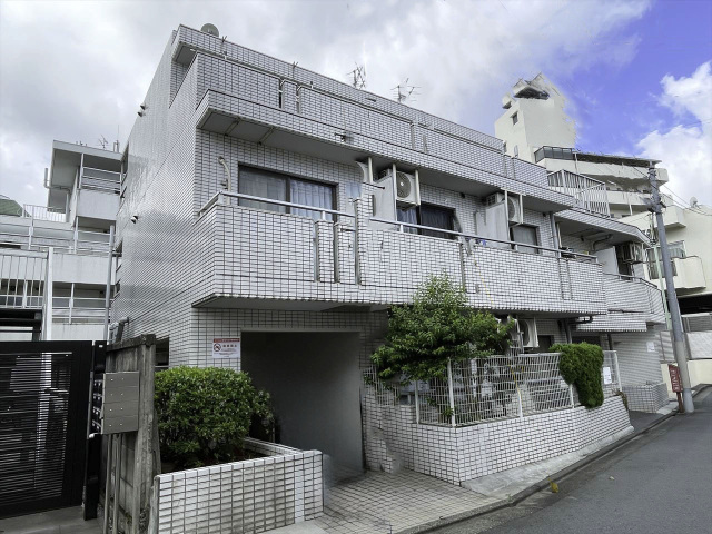 スカイコート都立大学 外観