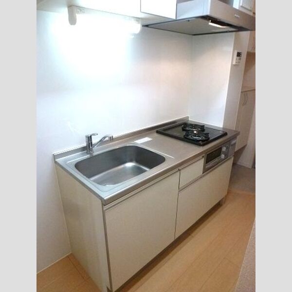 オン・ザ・ロード川越205号室 キッチン