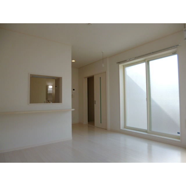 アムール mon frere 内観