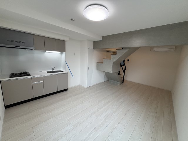 ブライト住吉402号室 リビング