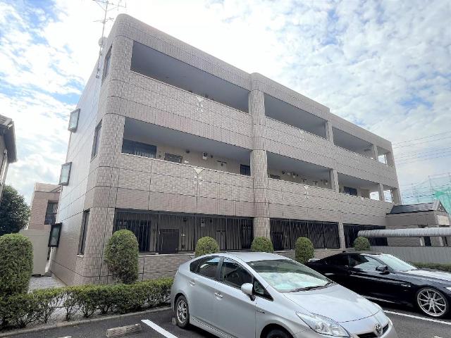 フォレストヴィラⅡ 外観写真（昼）