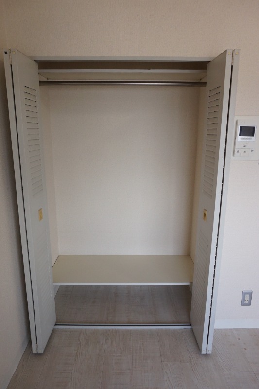 エスケーガーデン(A-060)4階 収納