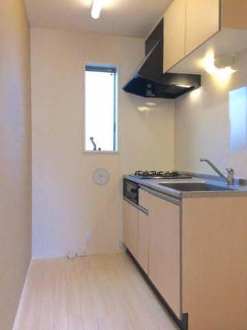 Ｖｉｌｌｅｔｔａ辻堂元町 明るいキッチンスペース