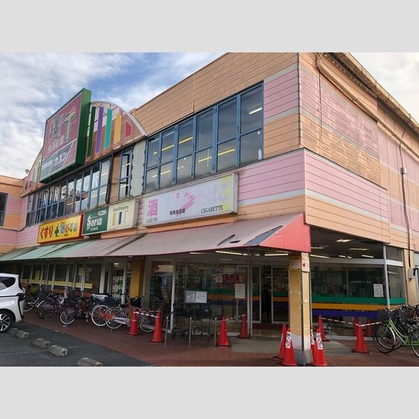 クレールX301号室 カズン関原店(986m)