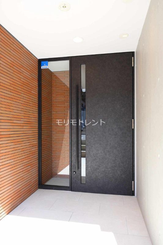 アトリオフラッツ高円寺ノース3階 エントランス