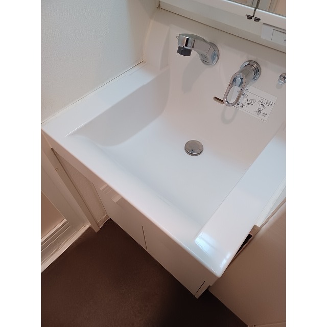 フェニックス新横濱クアトロ 洗面