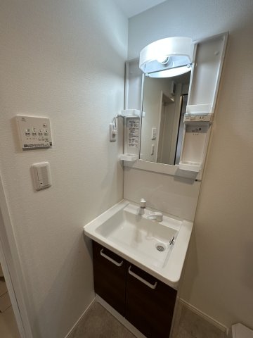 ベル エスペース シャワー付き洗面台ですごく便利！！