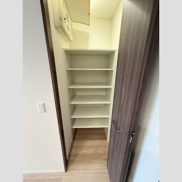 シンビジウム湘南台303号室 パントリー