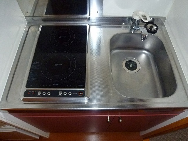 レオパレスロワール郡本206号室 キッチン