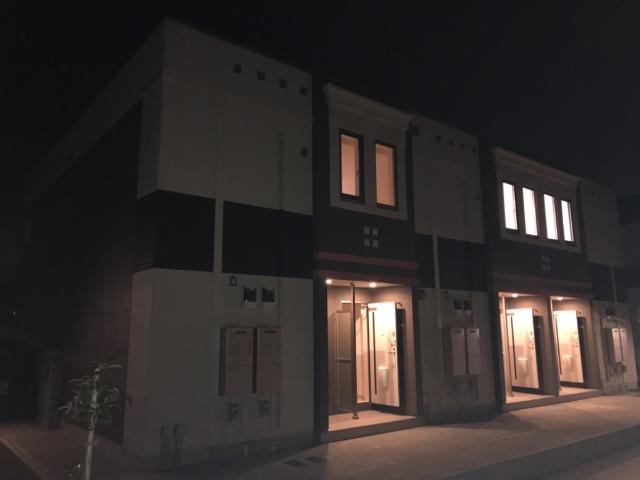 サン・ウイングＢ 外観写真（夜）