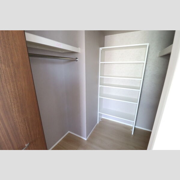 Sera(セラ) ウォークインクローゼット