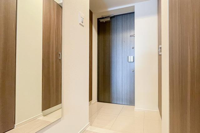 Weave Base Itabashi Honcho4階 玄関