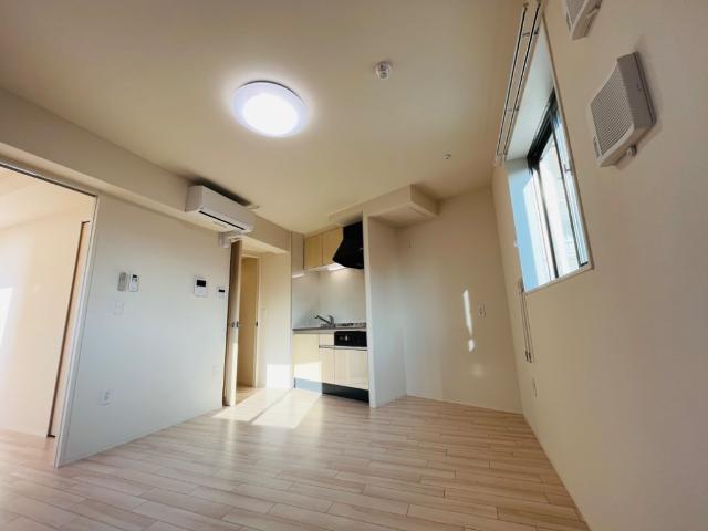 ＤＩＭＯＲＡ北千住　-ディモーラ北千住-401号室 リビング