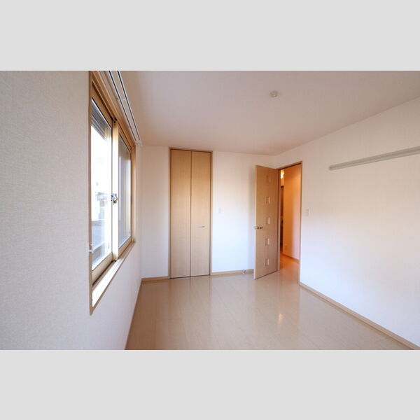 リビングタウン入間川　A101号室 洋室