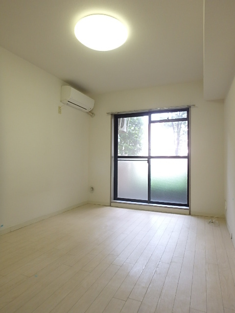 セルベコート下高井戸 洋室(フロアタイル)