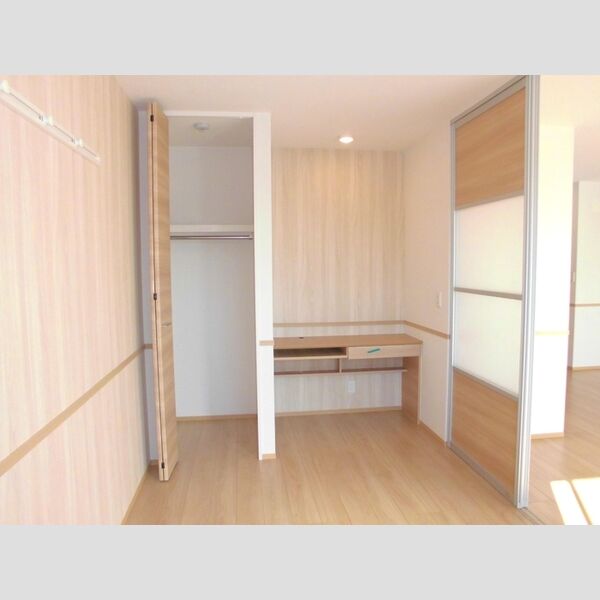 アベニューミナミ302号室 洋室