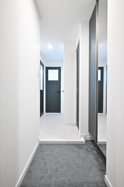 ＥＳ－Ｇｒａｎｄｅ東中野3階 玄関