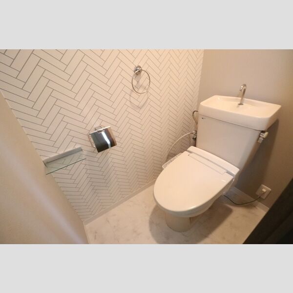 ディアコート　B 温水洗浄暖房便座