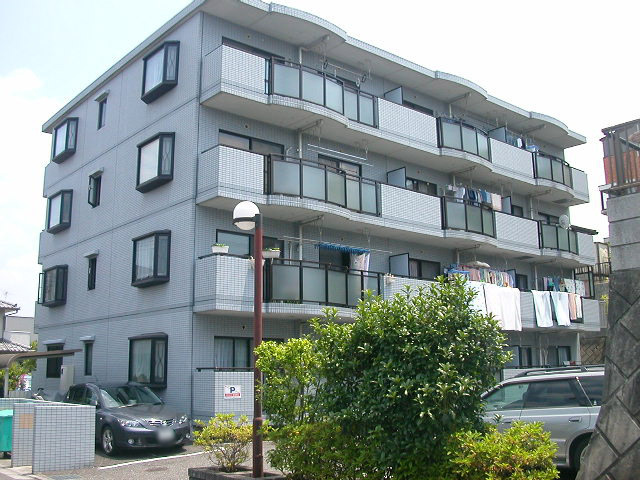 アベニールの外観画像