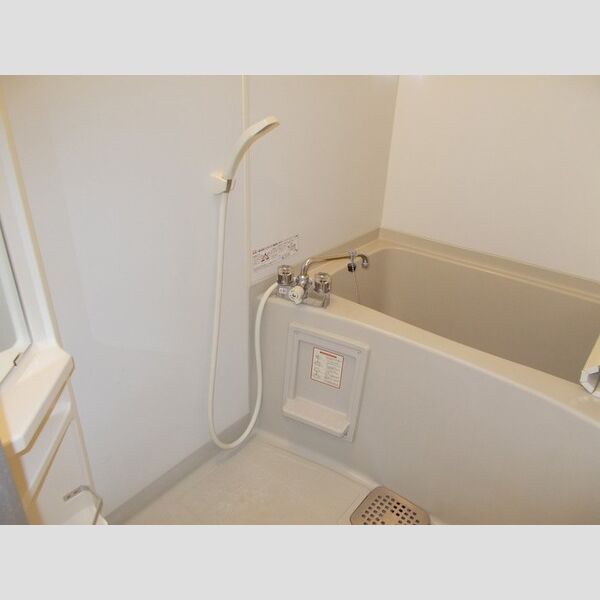 アルム横浜202号室 ユニットバス