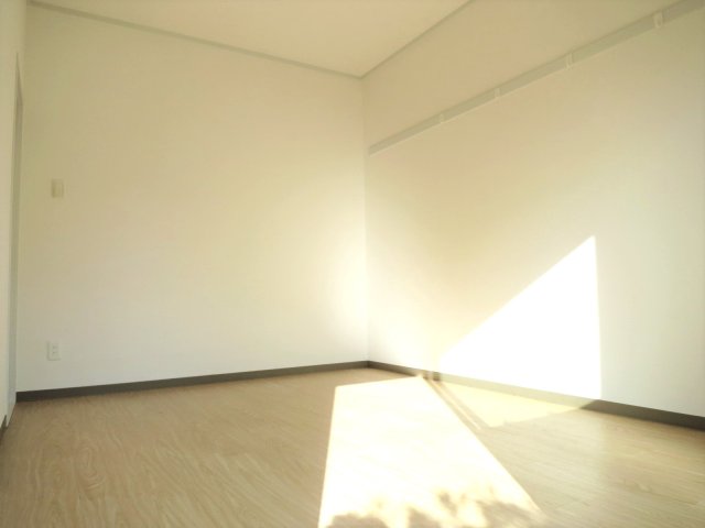 アムールキタイ0104号室 洋室１　※現況優先