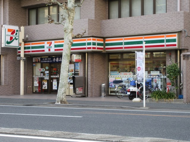 びゅうリエット横浜平沼303号室 【コンビニエンスストア】セブンイレブン横浜平沼中央店まで311ｍ