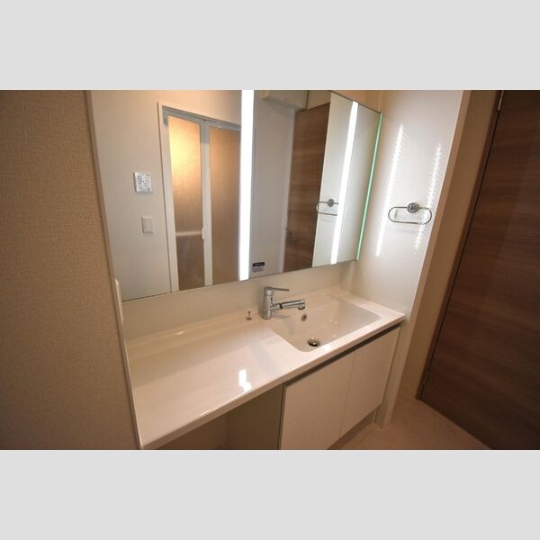 Dスクエア乞田 洗髪洗面化粧台