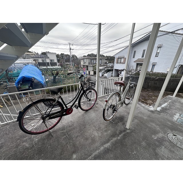 エミネンス南野205号室 駐輪できます♪