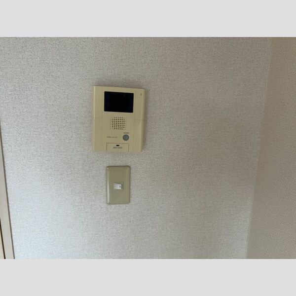 ハイムフローラ本町702号室 インターホン