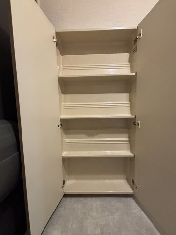 ファーストハイム 収納