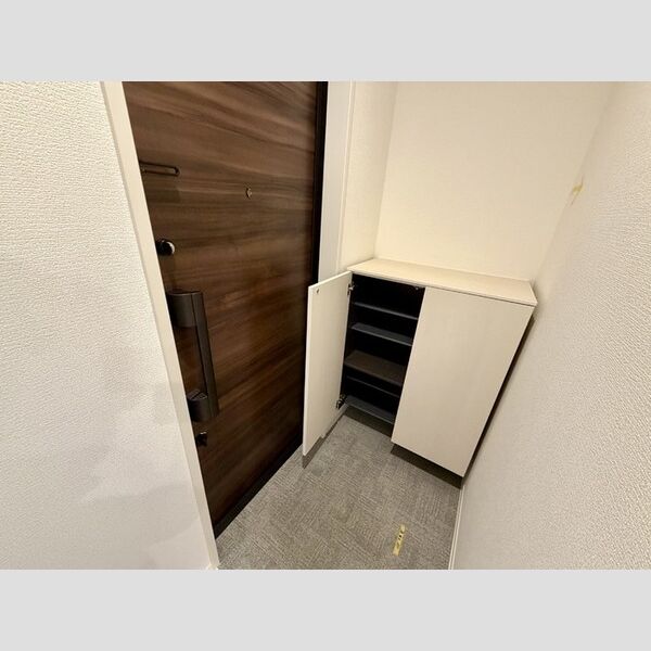 漣 玄関