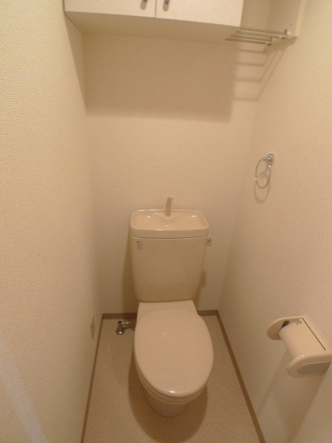 サンイング西船Ⅱ0101号室 トイレ