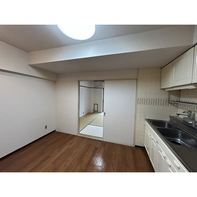 ハイツ魚籃坂0603号室 内観