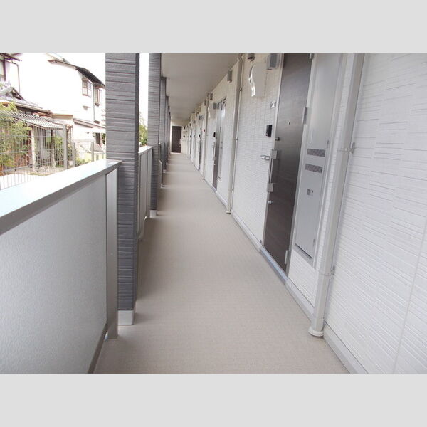 SIGNATURE 05 片倉レジデンス 1階共用廊下