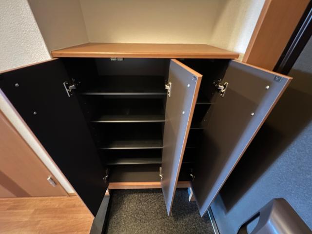 サン・キャッスル205号室 下駄箱