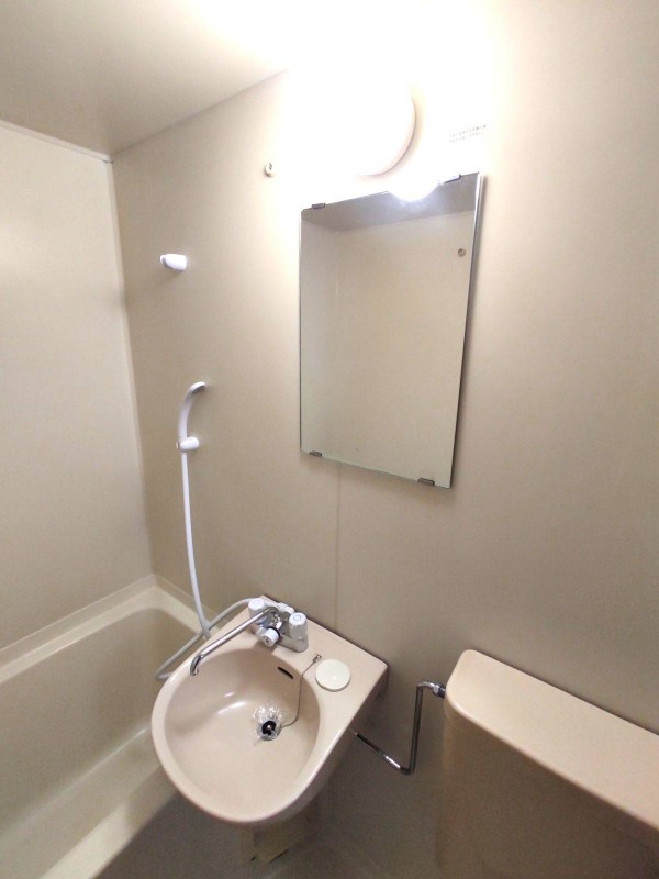 フラット鶴瀬2階 部屋その他