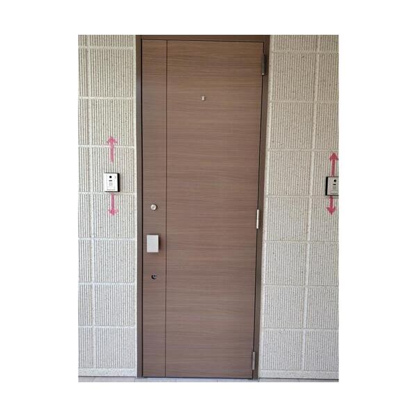 フルール池上101号室 玄関