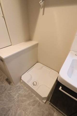 GENOVIA池袋3階 洗濯機置き場