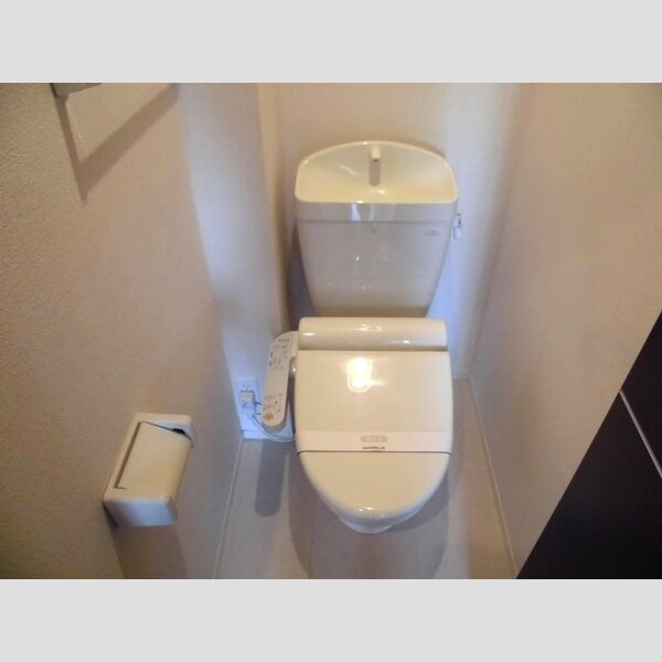 グランフォート101号室 温水洗浄暖房便座