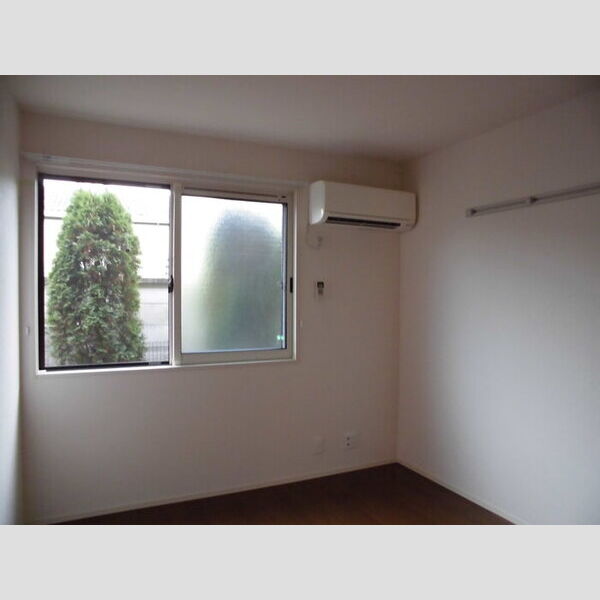 グリーンヴィラ ガーデン101号室 洋室6.1帖