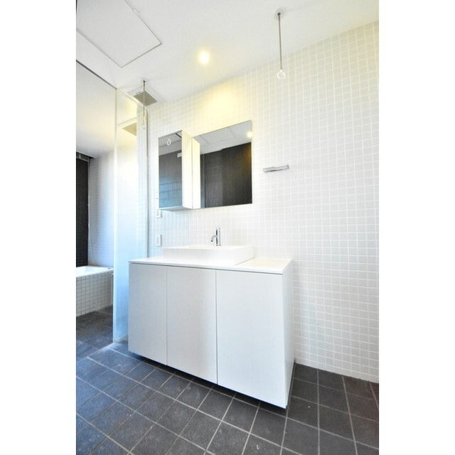 スクエアガーデン池袋1104号室 内観